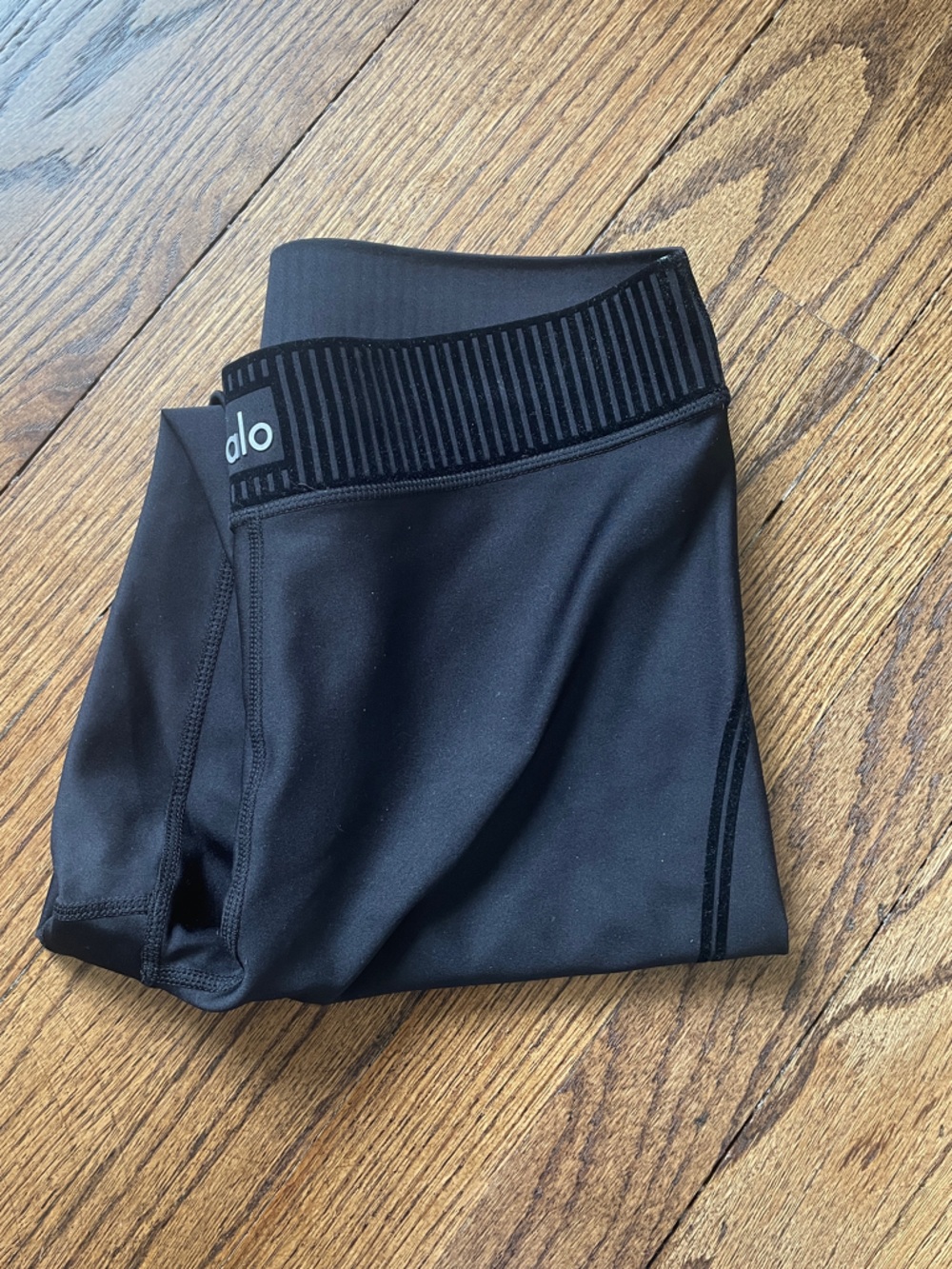 ALO airlift high waisted 7/8 line up leggings - Picture 6 of 8